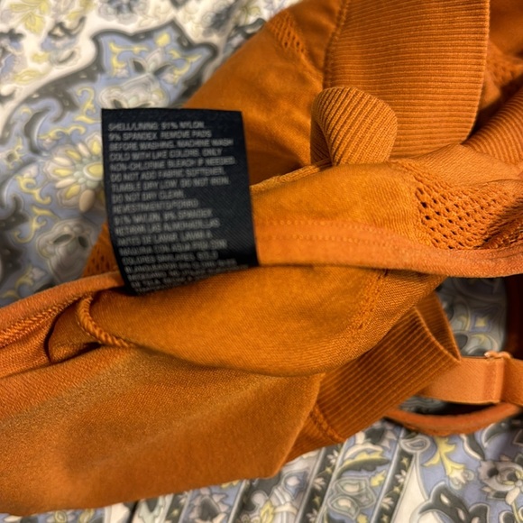 All in motion Womens Large sports bra - Picture 4 of 4